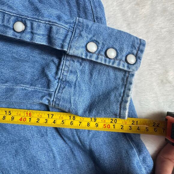 Vintage Wrangler Denim Western Shirt Size 16½/34 Embroidered 100% Cotton - Picture 9 of 10